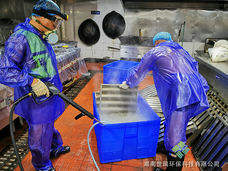 廚房抽排系統(tǒng)清洗 (5)